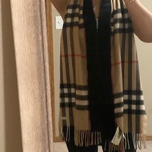Sold rare BURBERRY Camel Check Rabbit fur Scarf